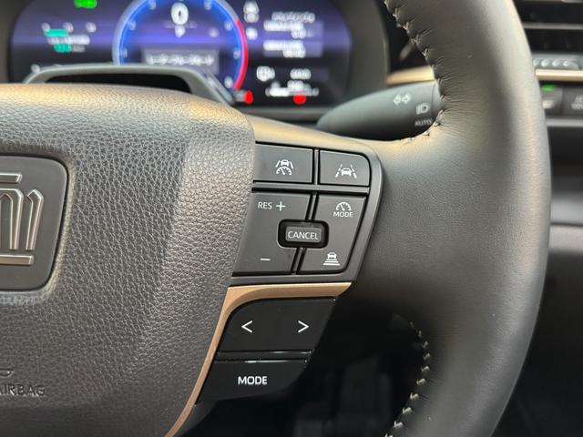 クラウンスポーツ Z Z/パノラマルーフ/ドライブレコーダー機能付きデジタルミラー/トヨタチームメイトアドバンストパーク/パノラミックビューモニター/ヘッドアップディスプレイ/置くだけ充電/BSM/サンドブラウン内装(28枚目)