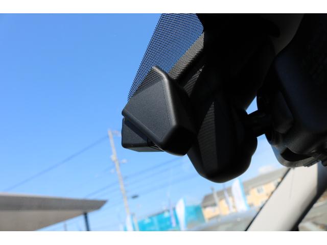 Premium EyeSight搭載車・ナビ・カメラ・ETC 4WD・禁煙車・電動リヤゲ-ト・リヤコ-ナ-センサ-・ドライブレコ-ダ-・フロントビュ-モニタ-・サイドビュ-モニタ-・電動シ-ト(22枚目)