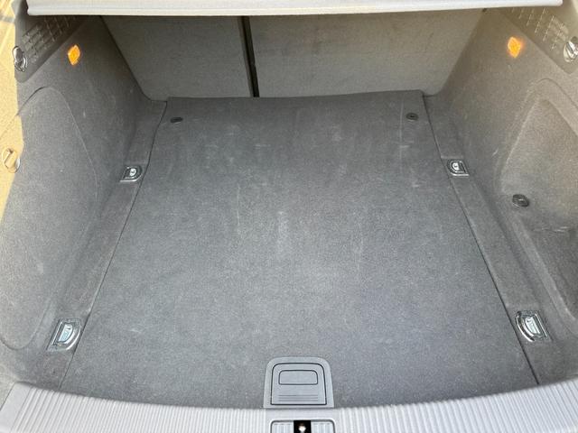 Ａ５ ２．０ＴＦＳＩクワトロ　純正ナビ　フルセグＴＶ　純正１８インチアルミ　ＨＩＤヘッドライト　ブラック革シート　ＥＴＣ　バックカメラ　レーダー（15枚目）