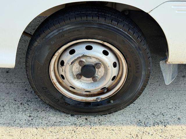 ハイゼットトラック 　冷蔵冷凍車　エアコン　パワステ　（ホワイト）　５速マニュアルミッション（15枚目）