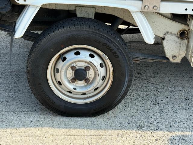 ハイゼットトラック 　冷蔵冷凍車　エアコン　パワステ　（ホワイト）　５速マニュアルミッション（21枚目）