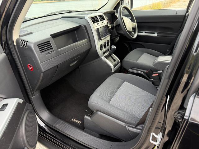 ジープ・パトリオット スポーツ ETC サイドカメラ バックカメラ ドラレコ(8枚目)