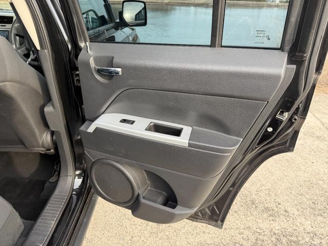 ジープ・パトリオット スポーツ ETC サイドカメラ バックカメラ ドラレコ(15枚目)