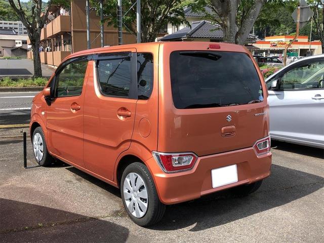 FA 盗難警報装置 キーレスエントリーシステム ETC付き 横滑り防止装置付 電動格納式ドアミラー 安全ボディ フルフラット 禁煙車 運転席エアバッグ エアコン パワステ PW ベンチシート ABS(14枚目)