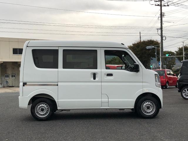 エブリイ PAリミテッド 4WD 両側スライドドア クリアランスソナー レーンアシスト 衝突被害軽減システム オートライト キーレスエントリー アイドリングストップ CVT 盗難防止システム ABS ESC 衝突安全ボディ(16枚目)