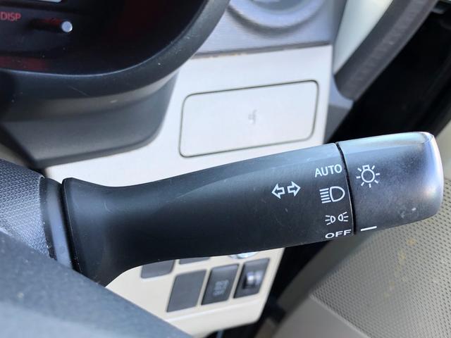 ムーヴ Ｘ　オートライト　スマートキー　アイドリングストップ　電動格納ミラー　ベンチシート　ＣＶＴ　盗難防止システム　ＡＢＳ　ＣＤ　ミュージックプレイヤー接続可　アルミホイール　衝突安全ボディ　エアコン（8枚目）