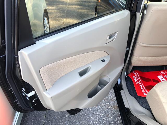 ムーヴ Ｘ　オートライト　スマートキー　アイドリングストップ　電動格納ミラー　ベンチシート　ＣＶＴ　盗難防止システム　ＡＢＳ　ＣＤ　ミュージックプレイヤー接続可　アルミホイール　衝突安全ボディ　エアコン（37枚目）