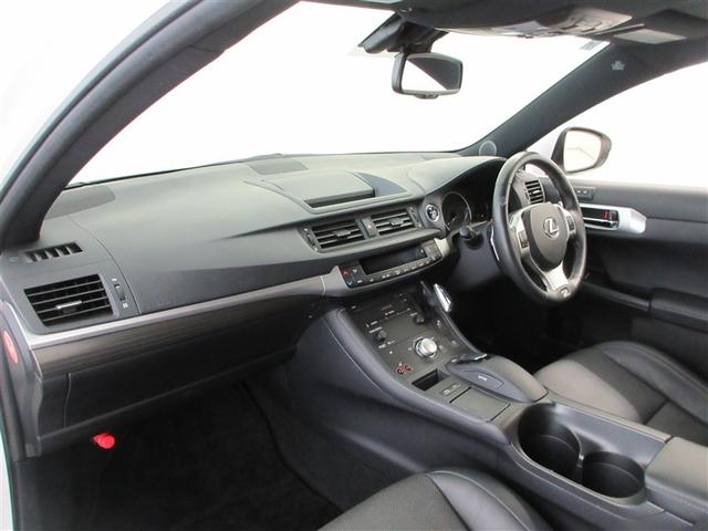 ＣＴ ＣＴ２００ｈ　Ｆスポーツ　サンルーフ　フルセグ　ＨＤＤナビ　ＤＶＤ再生　ミュージックプレイヤー接続可　バックカメラ　衝突被害軽減システム　ＥＴＣ　ＬＥＤヘッドランプ　記録簿　アイドリングストップ（8枚目）