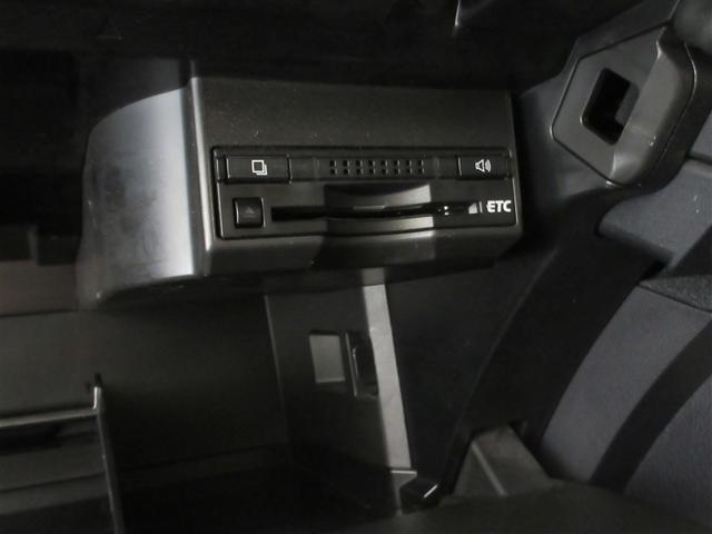 ＣＴ ＣＴ２００ｈ　Ｆスポーツ　サンルーフ　フルセグ　ＨＤＤナビ　ＤＶＤ再生　ミュージックプレイヤー接続可　バックカメラ　衝突被害軽減システム　ＥＴＣ　ＬＥＤヘッドランプ　記録簿　アイドリングストップ（18枚目）