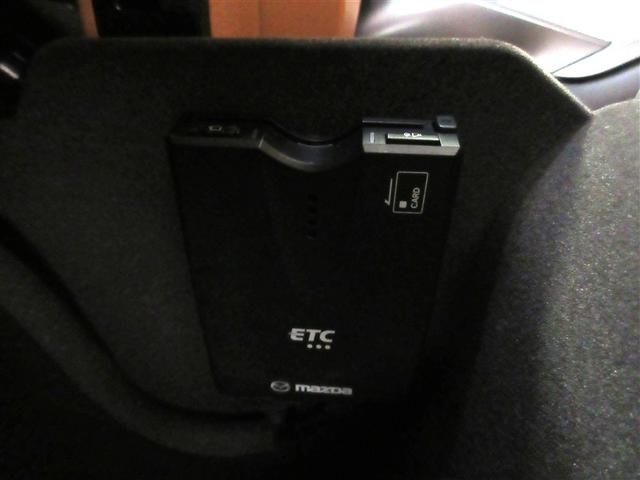 CX-80 XD-ハイブリッド プレミアムスポーツ サンルーフ 4WD フルセグ メモリーナビ ミュージックプレイヤー接続可 バックカメラ 衝突被害軽減システム ETC ドラレコ LEDヘッドランプ 乗車定員6人 3列シート ワンオーナー 記録簿(21枚目)