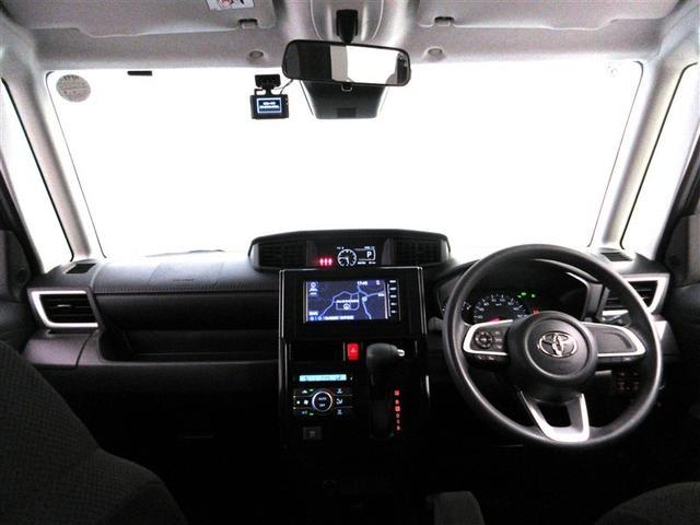 インパネはシンプルなデザイン。運転もしやすそう♪