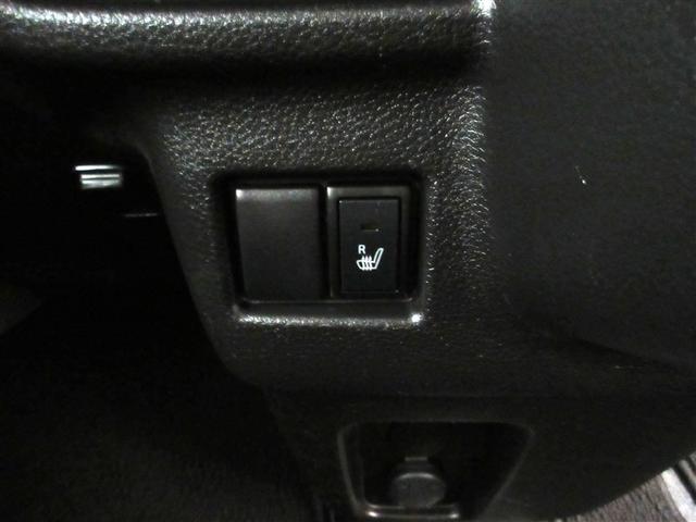 シートヒーター完備で、寒い日もすぐ温かくなります。