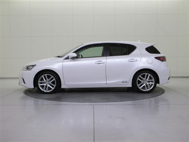 ＣＴ ＣＴ２００ｈ　バージョンＬ　革シート　フルセグ　メモリーナビ　ＤＶＤ再生　ミュージックプレイヤー接続可　バックカメラ　衝突被害軽減システム　ＥＴＣ　ドラレコ　ＬＥＤヘッドランプ　記録簿　アイドリングストップ（3枚目）