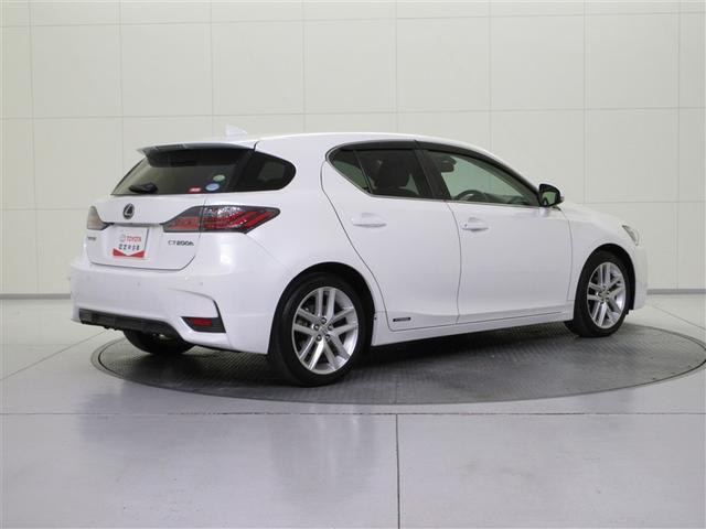 ＣＴ ＣＴ２００ｈ　バージョンＬ　革シート　フルセグ　メモリーナビ　ＤＶＤ再生　ミュージックプレイヤー接続可　バックカメラ　衝突被害軽減システム　ＥＴＣ　ドラレコ　ＬＥＤヘッドランプ　記録簿　アイドリングストップ（5枚目）