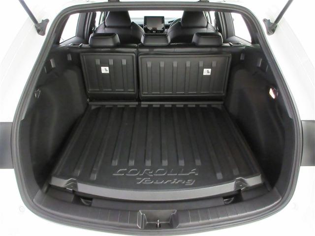 カローラツーリング ハイブリッド　ダブルバイビー　フルセグ　メモリーナビ　ミュージックプレイヤー接続可　バックカメラ　衝突被害軽減システム　ＥＴＣ　ドラレコ　ＬＥＤヘッドランプ　ワンオーナー　記録簿　アイドリングストップ（11枚目）