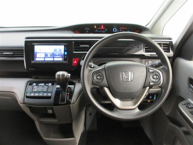 ステップワゴン Ｇ　フルセグ　メモリーナビ　ＤＶＤ再生　ミュージックプレイヤー接続可　バックカメラ　衝突被害軽減システム　ＥＴＣ　ドラレコ　電動スライドドア　ウオークスルー　乗車定員８人　３列シート　ワンオーナー　記録簿（14枚目）