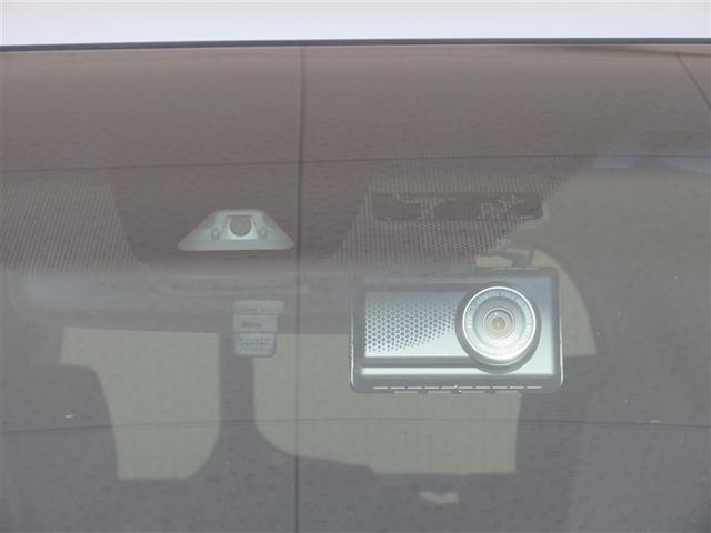 ステップワゴン Ｇ　フルセグ　メモリーナビ　ＤＶＤ再生　ミュージックプレイヤー接続可　バックカメラ　衝突被害軽減システム　ＥＴＣ　ドラレコ　電動スライドドア　ウオークスルー　乗車定員８人　３列シート　ワンオーナー　記録簿（18枚目）