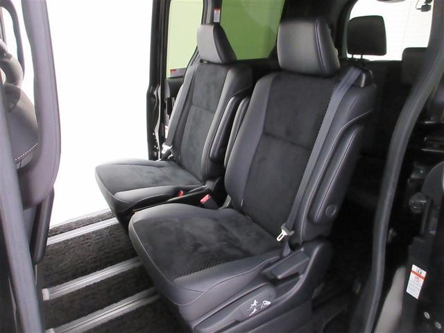 ヴォクシー ハイブリッドＺＳ　煌ＩＩＩ　フルセグ　メモリーナビ　ＤＶＤ再生　ミュージックプレイヤー接続可　バックカメラ　衝突被害軽減システム　ＥＴＣ　ドラレコ　両側電動スライド　ＬＥＤヘッドランプ　乗車定員７人　３列シート　ワンオーナー（11枚目）