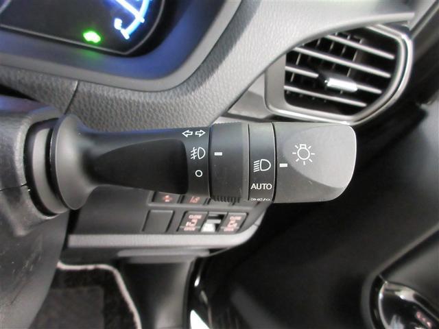 ヴォクシー ハイブリッドＺＳ　煌ＩＩＩ　フルセグ　メモリーナビ　ＤＶＤ再生　ミュージックプレイヤー接続可　バックカメラ　衝突被害軽減システム　ＥＴＣ　ドラレコ　両側電動スライド　ＬＥＤヘッドランプ　乗車定員７人　３列シート　ワンオーナー（25枚目）