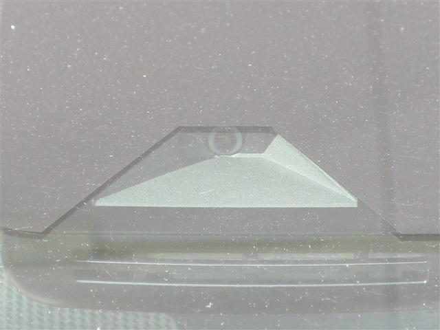 ヤリスクロス ハイブリッドＺ　フルセグ　メモリーナビ　ＤＶＤ再生　ミュージックプレイヤー接続可　バックカメラ　衝突被害軽減システム　ＥＴＣ　ＬＥＤヘッドランプ　ワンオーナー　記録簿　アイドリングストップ（19枚目）