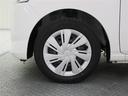 タイヤサイズは 155/65 R14 です。