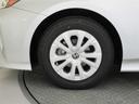 機敏さを引き立てる純正アルミ 195/65 R15 装着!