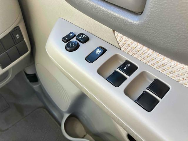 スペーシア Ｔ　４ＷＤ　ＥＴＣ　両側スライド・片側電動　ナビ　ＴＶ　オートライト　スマートキー　アイドリングストップ　電動格納ミラー　シートヒーター　ベンチシート　ＣＶＴ　盗難防止システム　ＡＢＳ　Ｂｌｕｅｔｏｏｔｈ（54枚目）