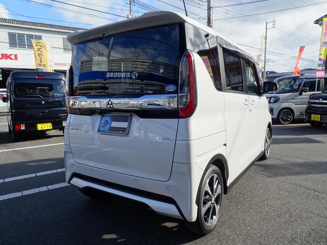 ｅＫクロススペース Ｔ　純正９インチナビ　Ｂｌｕｅｔｏｏｔｈ　ＤＶＤ　ドライブレコーダー前後　アラウンドビューモニター　デジタルミラー　ＥＴＣ　シートヒーター　ヒルディセントコントロール（3枚目）