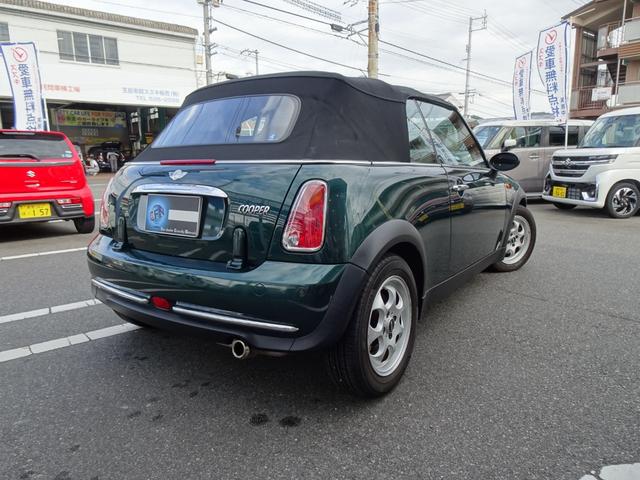 ＭＩＮＩ クーパー　コンバーチブル　電動オープン　ＣＤデッキ　ＥＴＣ　シートヒーター　アルミホイール（3枚目）
