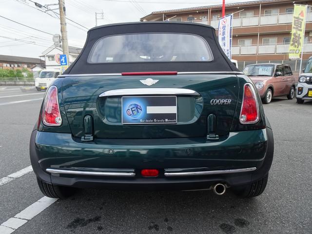 ＭＩＮＩ クーパー　コンバーチブル　電動オープン　ＣＤデッキ　ＥＴＣ　シートヒーター　アルミホイール（17枚目）