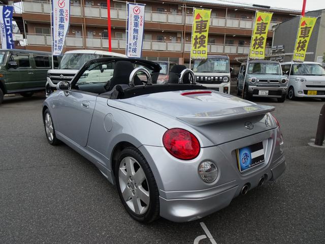 コペン アクティブトップ　ナビ　Ｂｌｕｅｔｏｏｔｈ　ＣＤ／ＤＶＤ　フルセグＴＶ　ＵＳＢ　ＥＴＣ　シートヒーター　フロントスポイラー　リヤウイング　ＨＩＤヘッドライト　キーレスエントリー（8枚目）