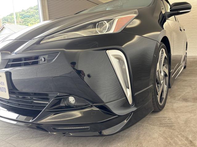 プリウス Ａプレミアム　ツーリングセレクション　ＴＲＤエアロ　モデリスタ１８インチホイール　ＴＥＩＮ車高調　純正９インチナビ　ＮＳＺＴ－Ｙ６８Ｔ　バックモニター　本革エアーシート　ＥＴＣ　クリアランスソナー　ＢＳＭ（18枚目）