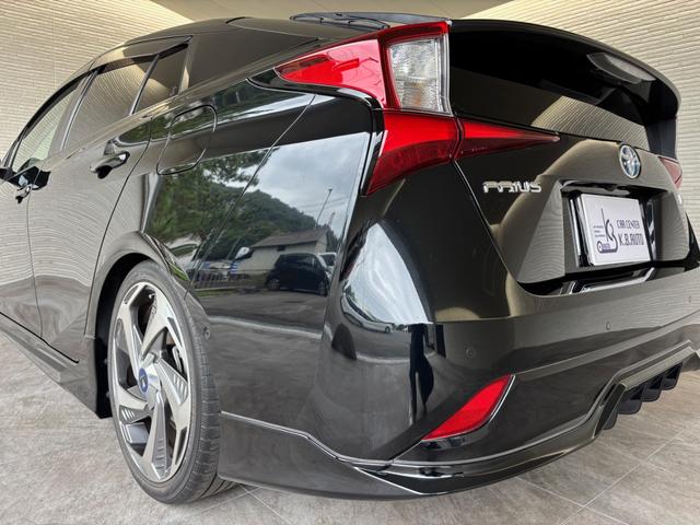 プリウス Ａプレミアム　ツーリングセレクション　ＴＲＤエアロ　モデリスタ１８インチホイール　ＴＥＩＮ車高調　純正９インチナビ　ＮＳＺＴ－Ｙ６８Ｔ　バックモニター　本革エアーシート　ＥＴＣ　クリアランスソナー　ＢＳＭ（19枚目）