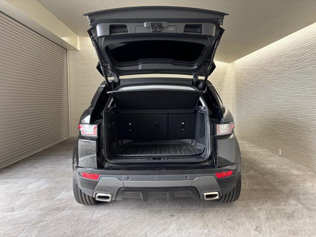 レンジローバーイヴォーク HSEダイナミック パノラマルーフ 黒革シート 全方位カメラ バックカメラ パワーバックドア ステアリングヒーター フロントシートヒーター&クーラー リアシートヒーター 20インチ ETC スマートキー(7枚目)