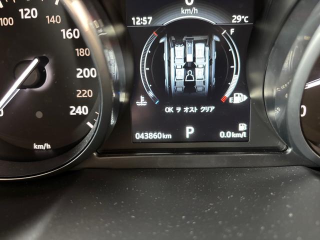 レンジローバーイヴォーク HSEダイナミック パノラマルーフ 黒革シート 全方位カメラ バックカメラ パワーバックドア ステアリングヒーター フロントシートヒーター&クーラー リアシートヒーター 20インチ ETC スマートキー(20枚目)