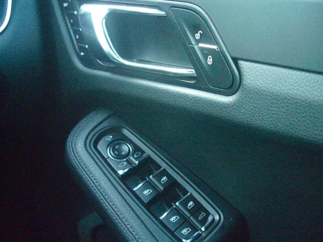 マカン マカン　アルミホイール　盗難防止システム　ＡＢＳ　エアコン　パワーステアリング　パワーウィンドウ（8枚目）