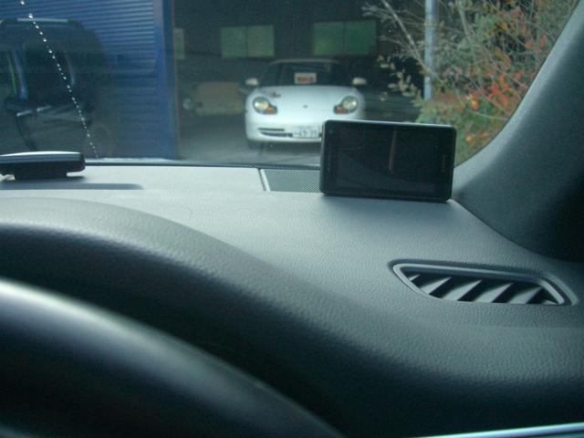 マカン マカン　アルミホイール　盗難防止システム　ＡＢＳ　エアコン　パワーステアリング　パワーウィンドウ（9枚目）