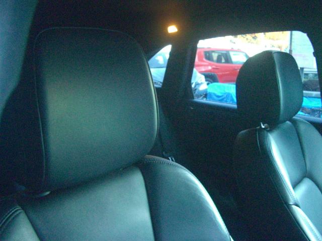 マカン マカン　アルミホイール　盗難防止システム　ＡＢＳ　エアコン　パワーステアリング　パワーウィンドウ（19枚目）