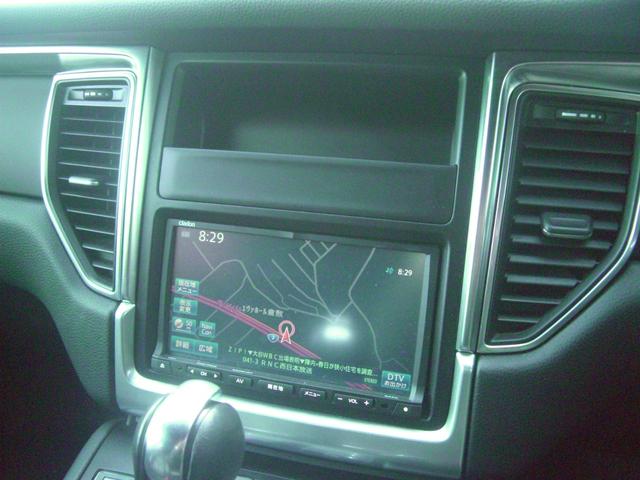 マカン マカン　アルミホイール　盗難防止システム　ＡＢＳ　エアコン　パワーステアリング　パワーウィンドウ（25枚目）