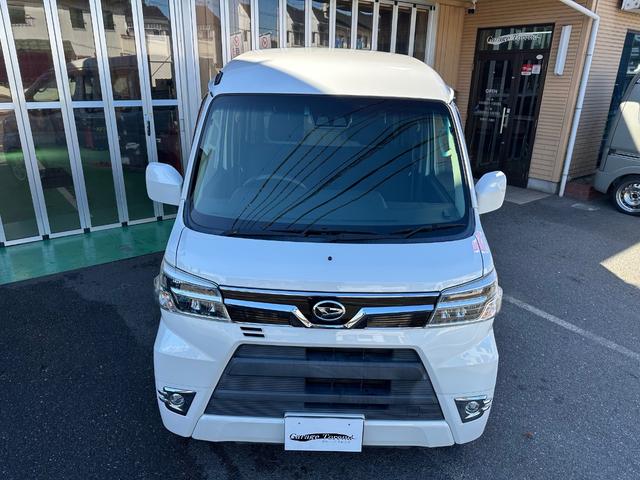 ハイゼットカーゴ デッキバンＧ　ＳＡＩＩＩ　ＡＴ車／４ＷＤ／キーレス／ＬＥＤヘッドランプ／ＬＥＤフォグランプ／社外ナビ／バックカメラ／ＥＴＣ／社外テールランプ／（9枚目）