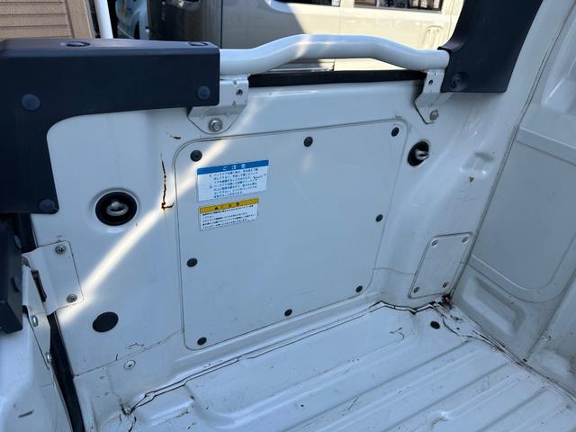 ハイゼットカーゴ デッキバンＧ　ＳＡＩＩＩ　ＡＴ車／４ＷＤ／キーレス／ＬＥＤヘッドランプ／ＬＥＤフォグランプ／社外ナビ／バックカメラ／ＥＴＣ／社外テールランプ／（41枚目）