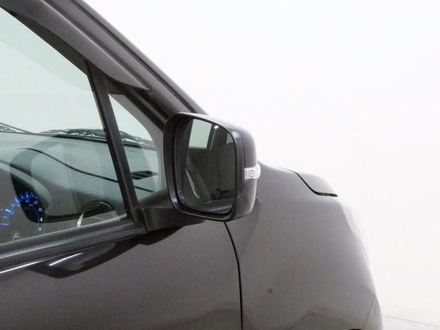 ワゴンＲ ２０周年記念車　純正ナビ　地デジＴＶ　衝突被害軽減ブレーキ　ステアリングスイッチ　スマートキー　シートヒーター　ＵＳＢ、ＨＤＭＩ、ＶＩＤＥＯポート付き　ＥＴＣ２．０　純正アルミ　アイドリングストップ（21枚目）