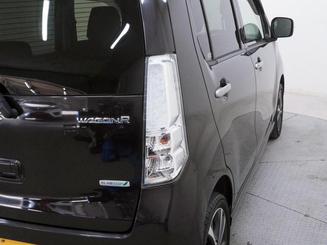 ワゴンＲ ２０周年記念車　純正ナビ　地デジＴＶ　衝突被害軽減ブレーキ　ステアリングスイッチ　スマートキー　シートヒーター　ＵＳＢ、ＨＤＭＩ、ＶＩＤＥＯポート付き　ＥＴＣ２．０　純正アルミ　アイドリングストップ（28枚目）
