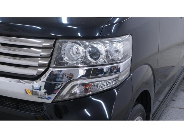 Ｎ－ＢＯＸカスタム Ｇ・Ｌパッケージ　バックカメラ　両側パワースライドドア　ＨＩＤヘッドライト　ＡＵＴＯライト　ＡＵＴＯエアコン　スマートキー　プッシュスタート　Ｅ－ＣＯＮモード　ステアリングスイッチ　純正アルミ　フォグライト（29枚目）