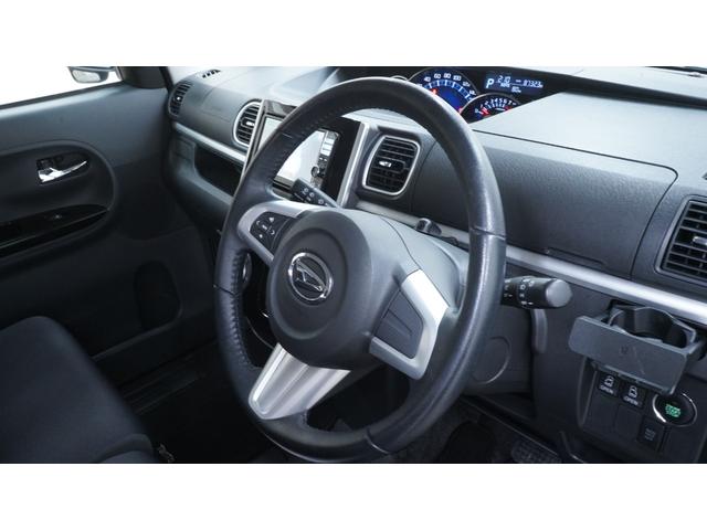 タント カスタムＲＳ　ターボ　純正ナビ　フルセグＴＶ　Ｂｌｕｅｔｏｏｔｈ　両側パワースライドドア　ステアリングスイッチ　ＲＳ専用イルミグリル　ＬＥＤヘッドライト　ＡＵＴＯライト・エアコン　スマートキー　フォグライト　ＥＴＣ（14枚目）