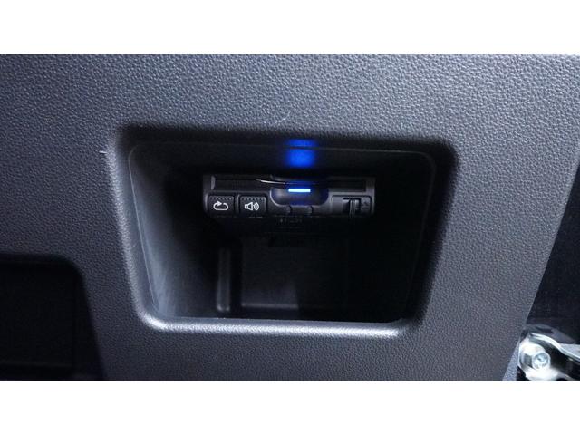タント カスタムＲＳ　ターボ　純正ナビ　フルセグＴＶ　Ｂｌｕｅｔｏｏｔｈ　両側パワースライドドア　ステアリングスイッチ　ＲＳ専用イルミグリル　ＬＥＤヘッドライト　ＡＵＴＯライト・エアコン　スマートキー　フォグライト　ＥＴＣ（18枚目）