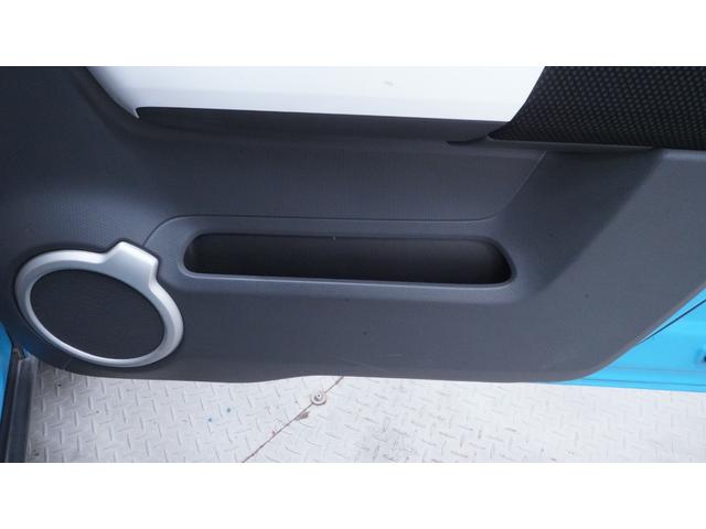 ハスラー Ｇ　禁煙車　レーダーブレーキサポート　スマートフォン連携ナビ　地デジＴＶ　Ｂｌｕｅｔｏｏｔｈ接続　バックカメラ　シートヒーター　スマートキー　プッシュスタート　インパネＡＴ　ベンチシート　アームレスト（15枚目）