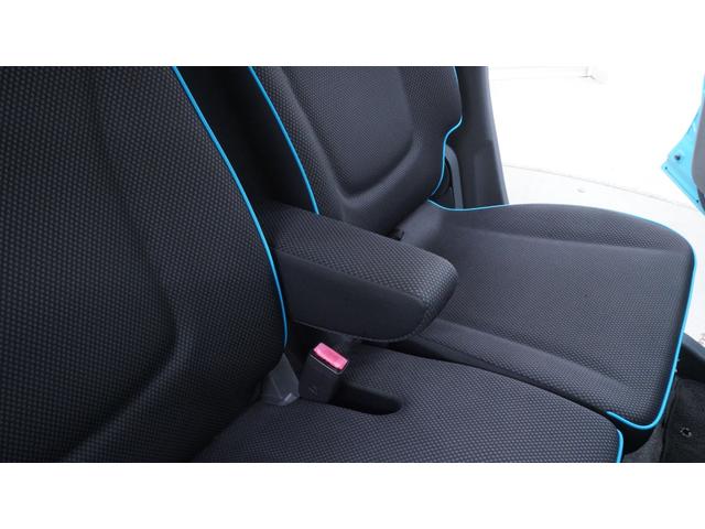 ハスラー Ｇ　禁煙車　レーダーブレーキサポート　スマートフォン連携ナビ　地デジＴＶ　Ｂｌｕｅｔｏｏｔｈ接続　バックカメラ　シートヒーター　スマートキー　プッシュスタート　インパネＡＴ　ベンチシート　アームレスト（23枚目）