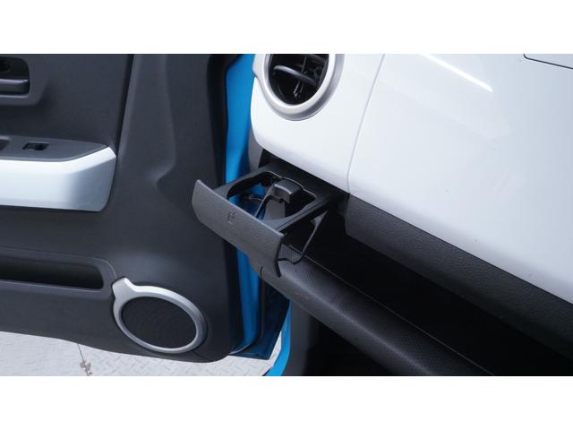 ハスラー Ｇ　禁煙車　レーダーブレーキサポート　スマートフォン連携ナビ　地デジＴＶ　Ｂｌｕｅｔｏｏｔｈ接続　バックカメラ　シートヒーター　スマートキー　プッシュスタート　インパネＡＴ　ベンチシート　アームレスト（32枚目）