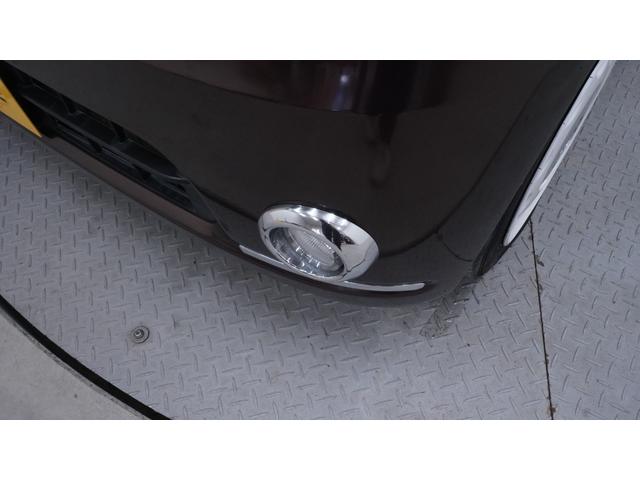 ミラココア ココアプラスＸスペシャルコーデ　禁煙車　純正オーディオ　キーフリーシステム　ルーフレール　インパネＡＴ　ベンチシート　アームレスト　フォグライト　電動格納ドアミラーウィンカー　アイドリングストップ　プライバシーガラス（53枚目）